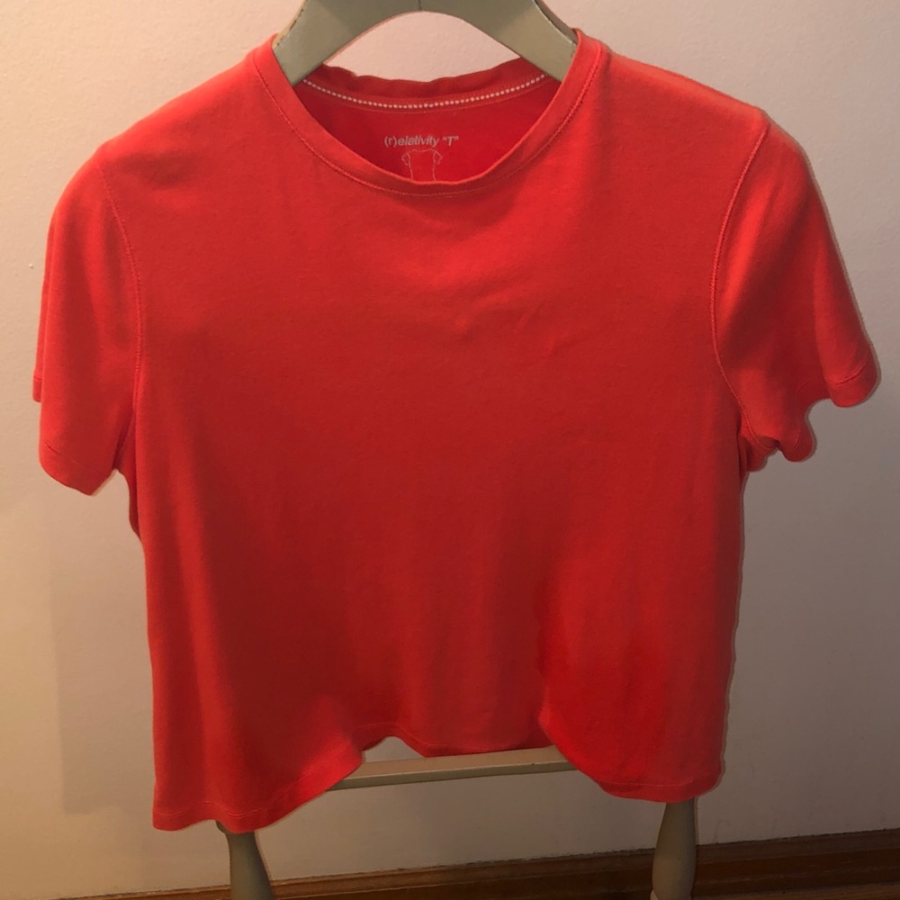 Relativity salmon Cropped Crewneck Tee